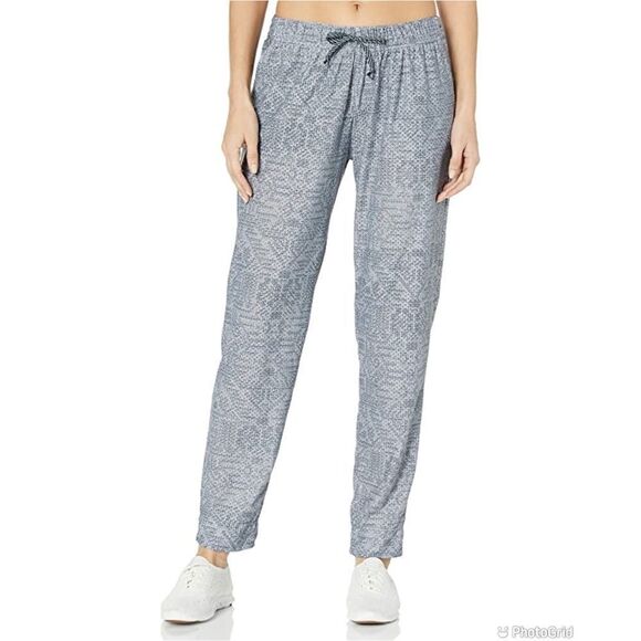 Maaji Movie Star Vibes Athleisure Pants - Picture 2 of 12